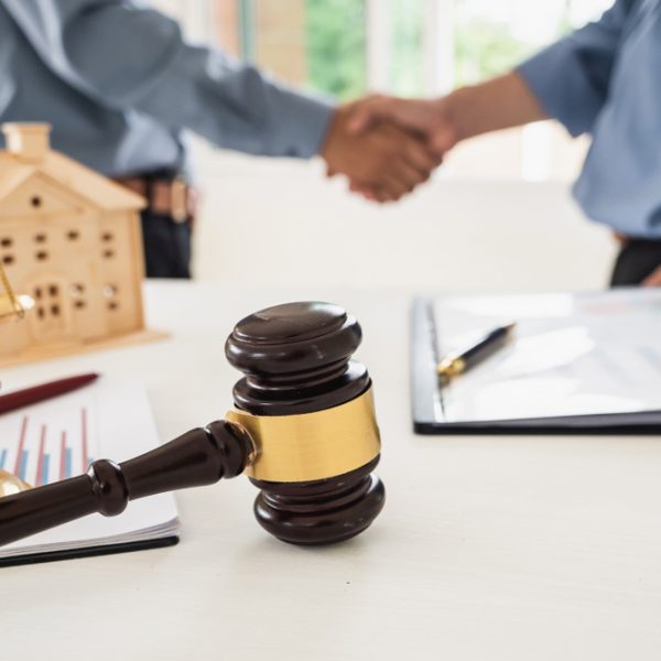 Why-Is-Legal-Expertise-Crucial-in-Real-Estate-Transactions-Image Why Is Legal Expertise Crucial in Real Estate Transactions?